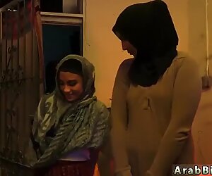 Sexe amateur arabe vieux bordels afgan existent!